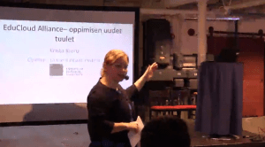 Opetus- ja viestintäministeri Krista Kiuru näkee EduCloudin parantavan mahdollisuuksia koulujen tasa-arvoistumiselle digitaalisten mahdollisuuksien hyödyntämisessä.